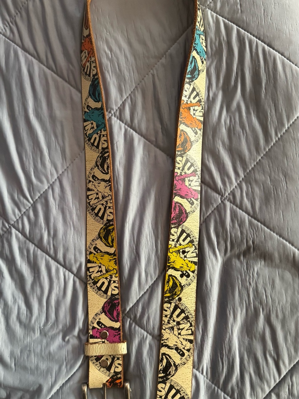 RARE VINTAGE SUN STUDIOS LEATHER BELT SIZE 36/38  POP ART PRINT.
